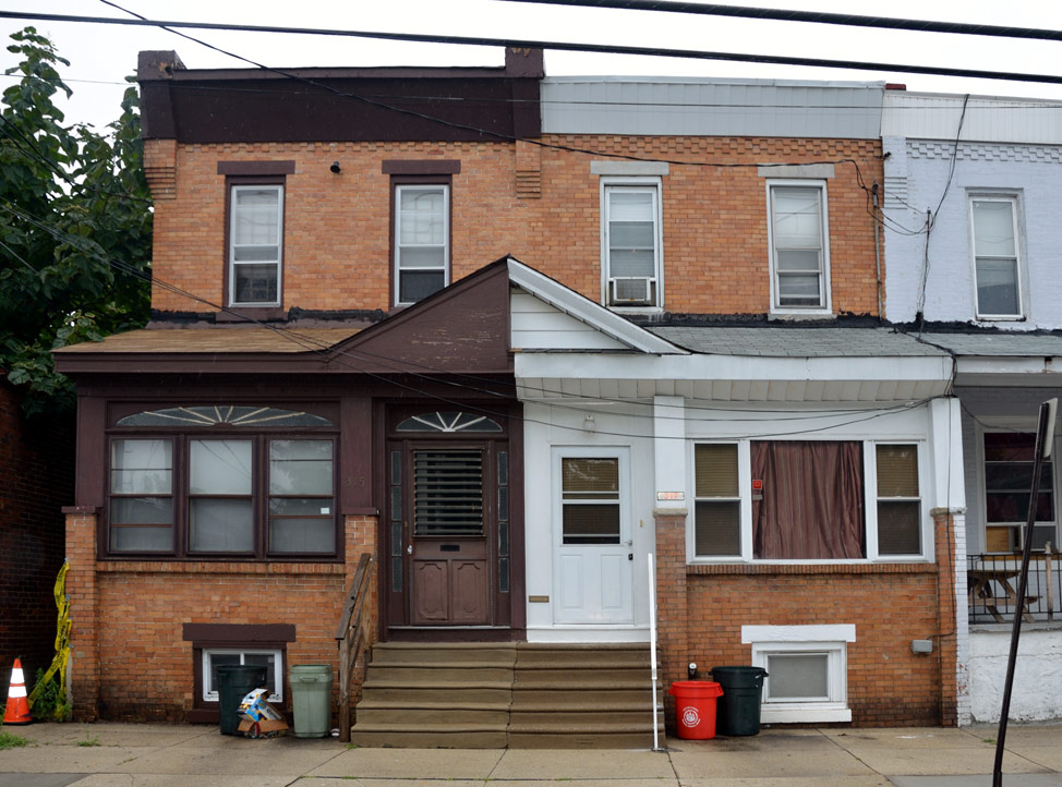 315–317 North 10th Street, August 27, 2011