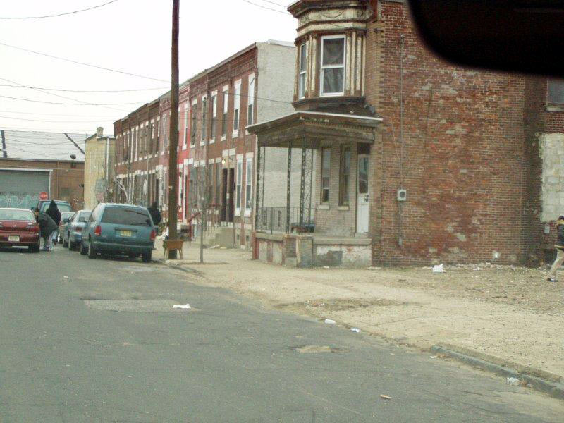 Looking west on Beckett Street from West Street, December 2004