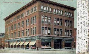 1–11 Broadway — The Munger & Long Building, postcard