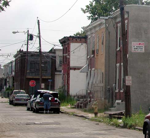 Remaining homes on the south side of the 200 block of Byron Street, July 5, 2004