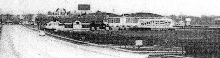 Crescent Boulevard at Airport Circle — Central Airport, circa 1935