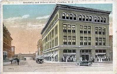 Munger & Long Department Store, Broadway & Federal Street — about 1915
