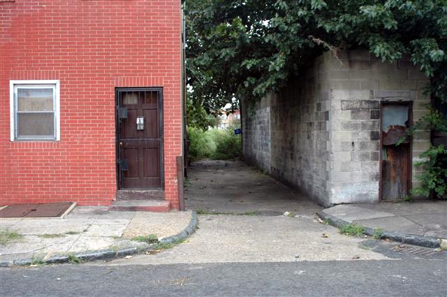 Looking east on Joint Alley from South 3rd Street, September 1, 2006