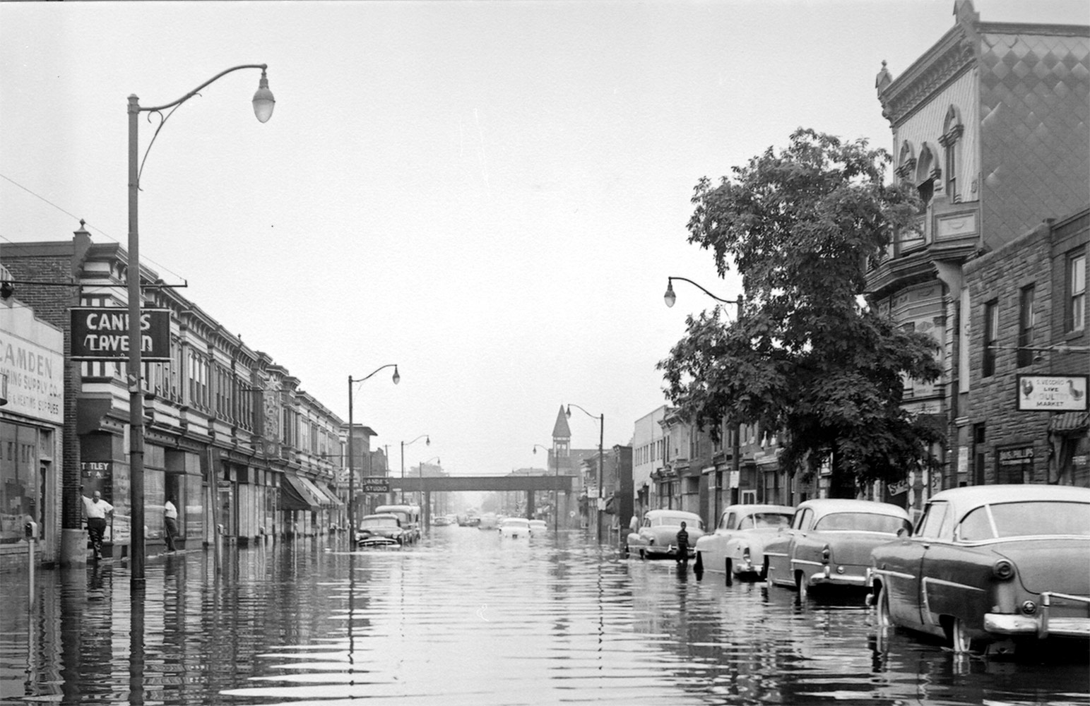 Kaighn Avenue west of Mt. Ephraim Avenue flood, August 11, 1958, Bob Bartosz (view 2)