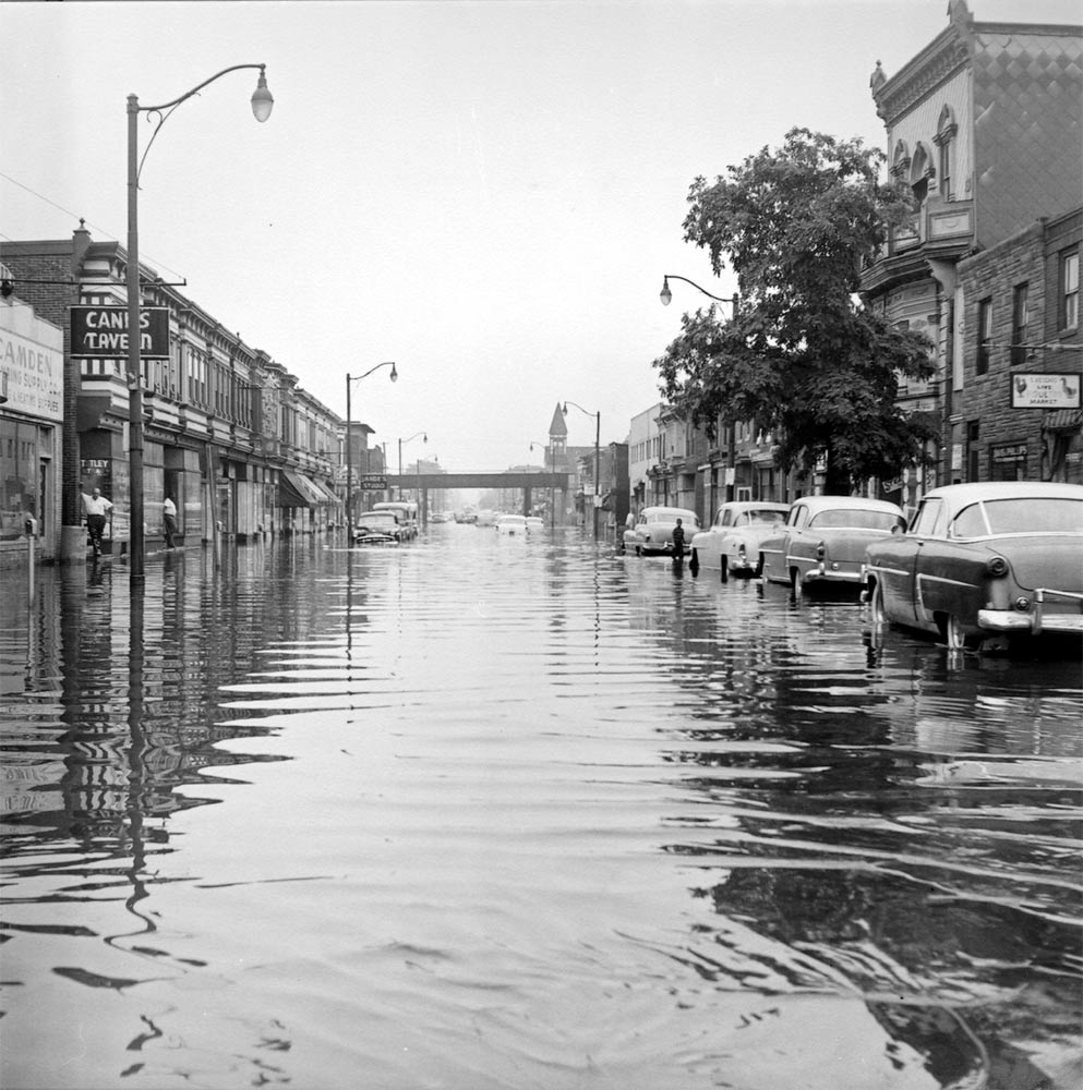 Kaighn Avenue west of Mt. Ephraim Avenue flood, August 11, 1958, Bob Bartosz (view 3)
