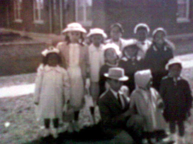 2117 Kossuth Street (Chelton Terrace) — The Beasley Children and friends, 1958