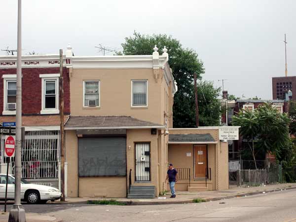 2 Leonard Avenue, July 2004