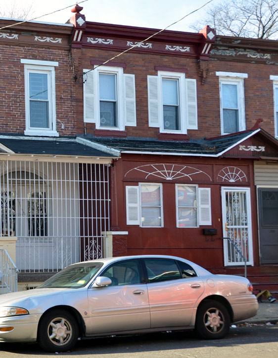11 Leonard Avenue, December 3, 2011