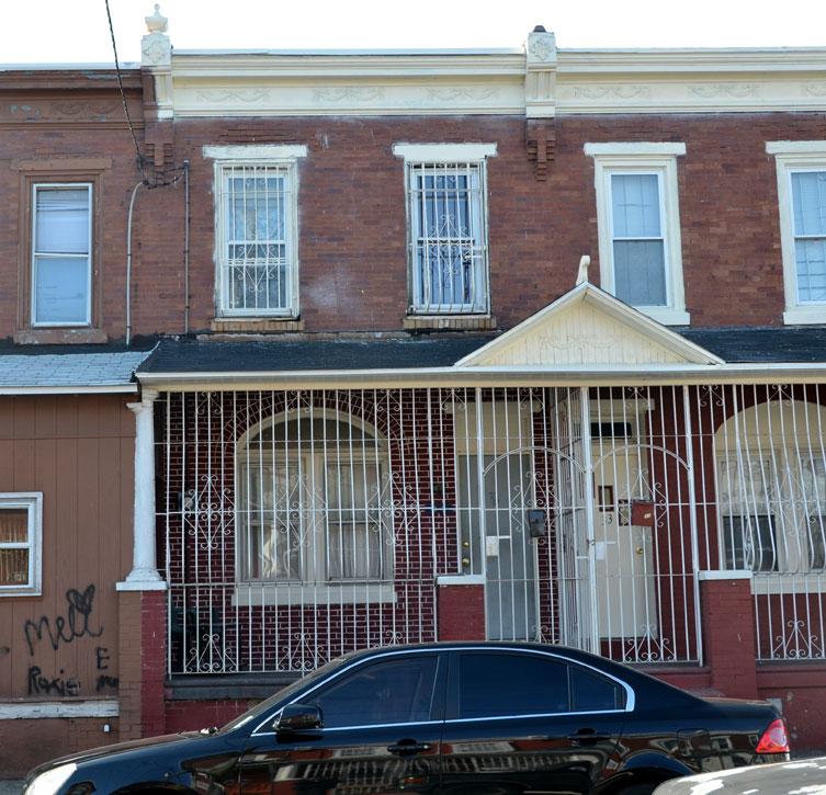 31 Leonard Avenue, December 3, 2011