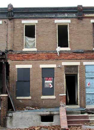 2013 Arlington Street, Binnix house — December 24, 2002