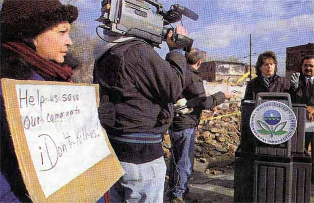 Jane Kenny press conference at Arlington Street demolition — February 5, 2004