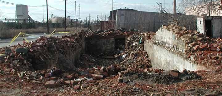 2051 Arlington Street interior — February 7, 2004