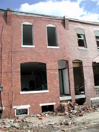 2048 Arlington Street interior — February 7, 2004