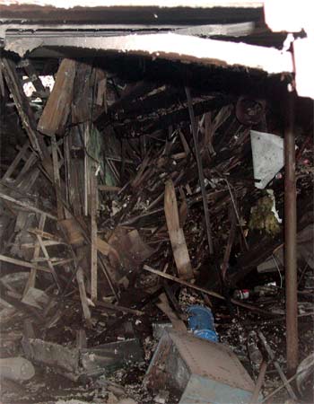 2048–2054 Arlington Street interior — February 7, 2004
