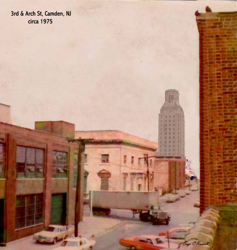 Looking east along Arch Street towards North Third Street