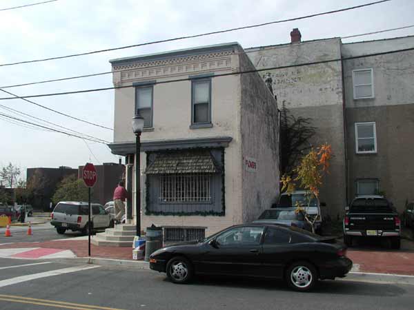 Northwest corner of 4th and Arch Streets October 3 2003 view 2