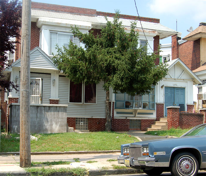 1513-1515 Baird Avenue, August 2, 2006