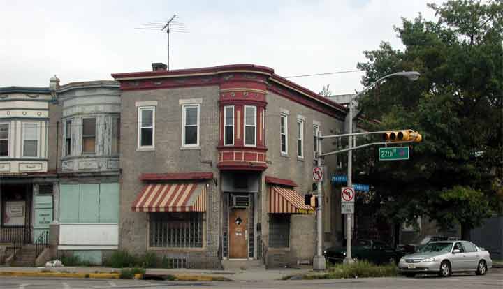 Boulevard Grille (aka Mary Lynch's), 2 North 27th Street, September 2003