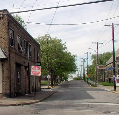 Hayes Avenue from North 27th Street, May 2005