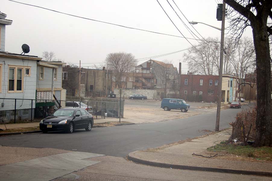 North 27th Street at Cramer Street, January 2008