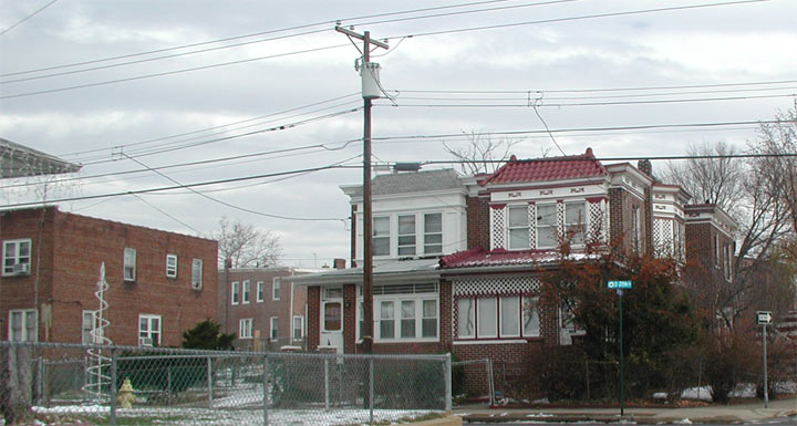 South 27th Street near Benson Street, December 11, 2005