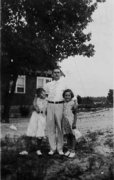 George Engel Sr. with children Louis Jr. and Lillian Jane, c. 1936