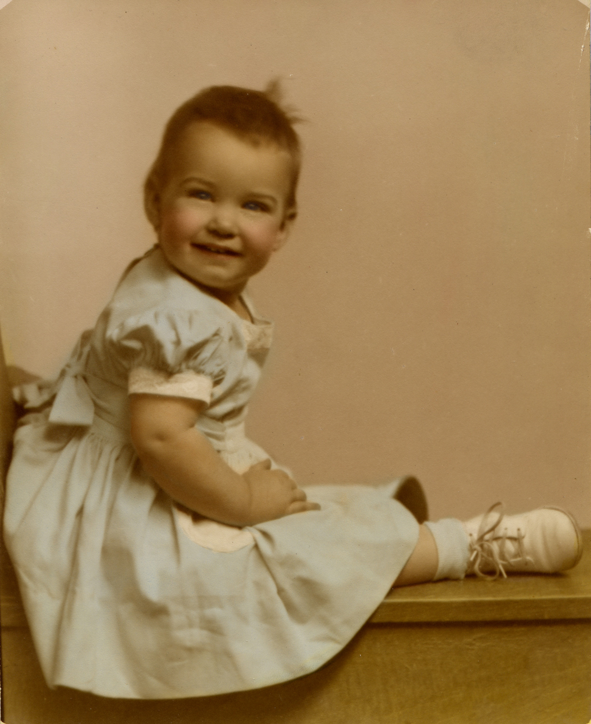 Carol Kelly, Bushman Studio portrait, 1950 (front)