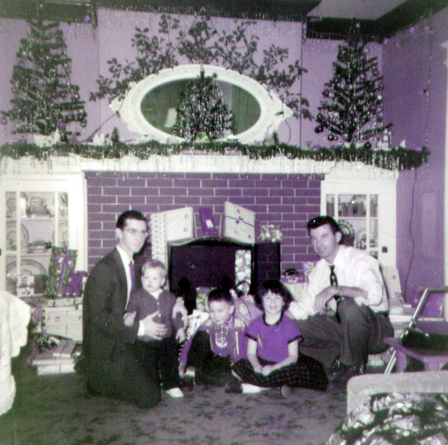 Christmas Eve 1955, Kelly family