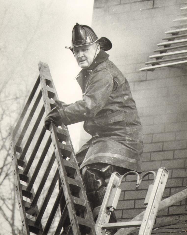 Henry J. "Beanie" Keating at a fire, 140 North 35th Street, January 18, 1974