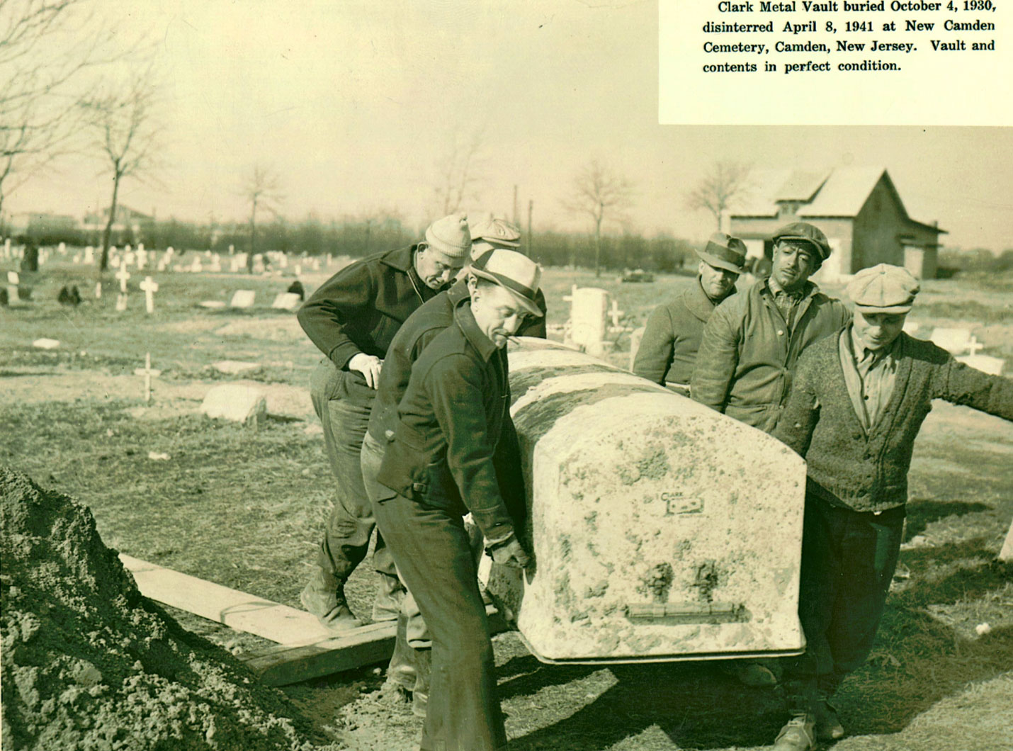 Working for the City of Camden at New Camden Cemetery, April 8, 1941