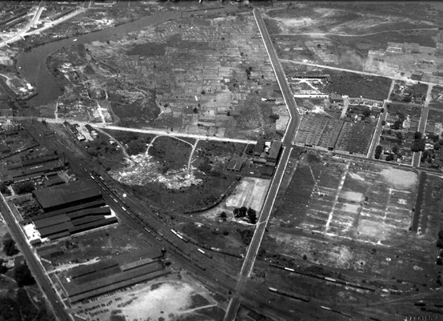Aerial view of the Moro Phillips Tract, Camden, NJ, 1941