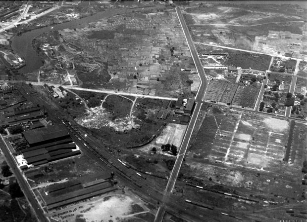 Aerial view of the Moro Phillips Tract, Camden, NJ, 1941