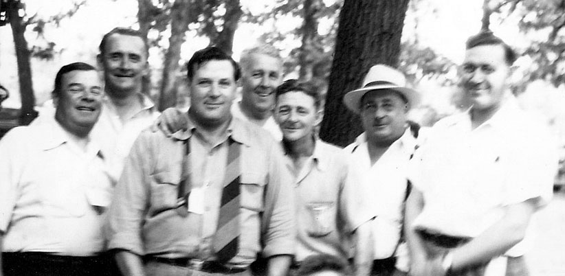 Morris M. Odell and neighborhood friends, April 3, 1947