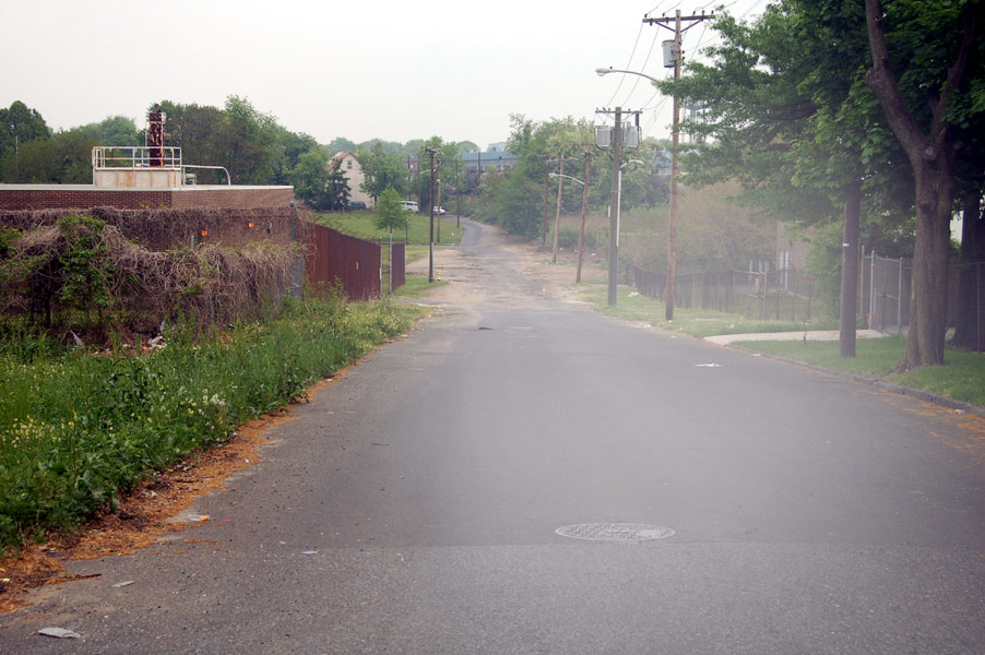 Looking north on Cleveland Avenue from North 29th Street, May 11, 2007
