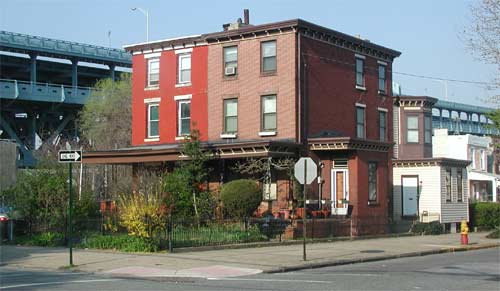 525–527 North 2nd Street, April 18, 2004