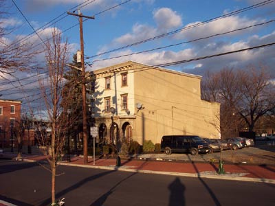 328 North 2nd Street, February 2009