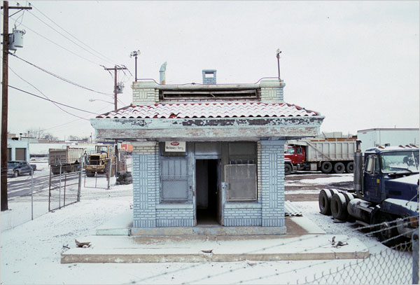 South 2nd Street and Mechanic Street, gas pumps, 2004