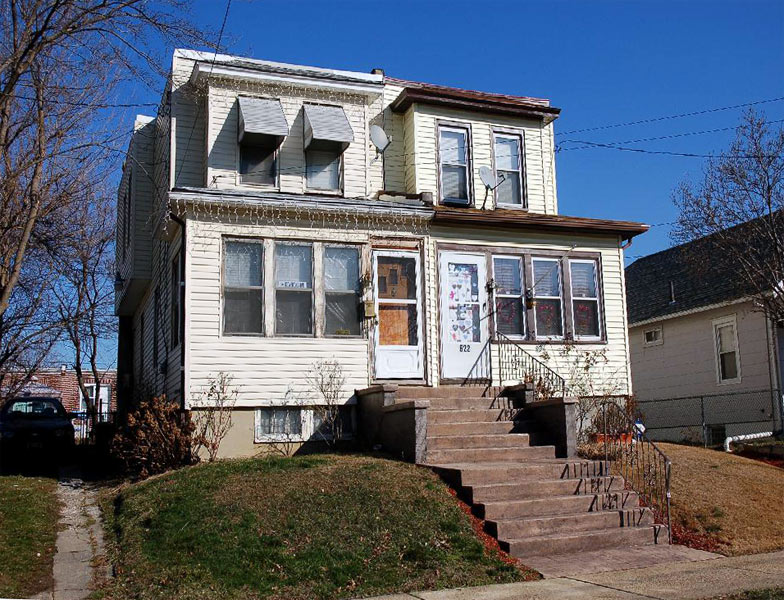 622 & 624 North 35th Street, March 2008