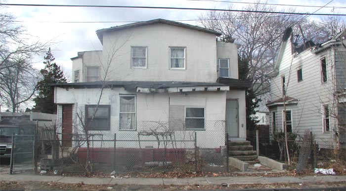 15-19 North 35th Street, December 27, 2005