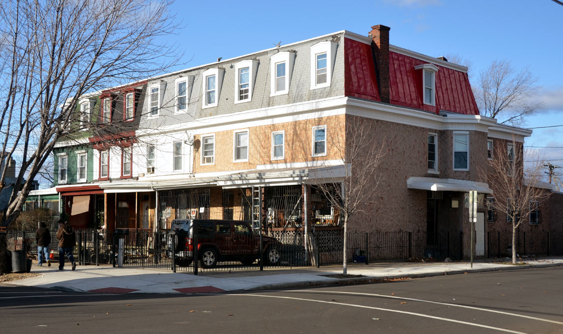 Intersection of North 3rd Street & Vine Street. 226 Vine Street - Southwest Corner of North 3rd Street & Vine Street - December 28, 2011. 219 to 22...