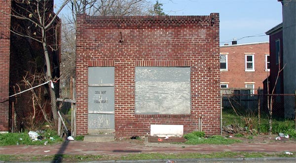 523 North 3rd Street. Photograph Taken April 18, 2004.