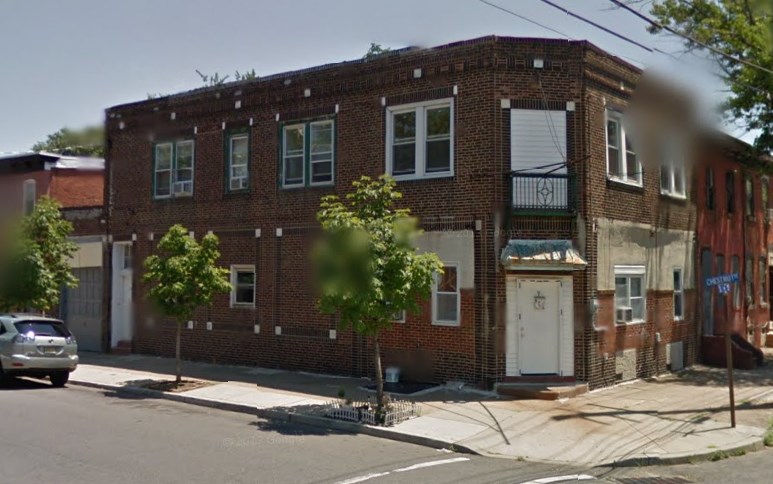 1100 South 3rd Street. Photograph from 2013.