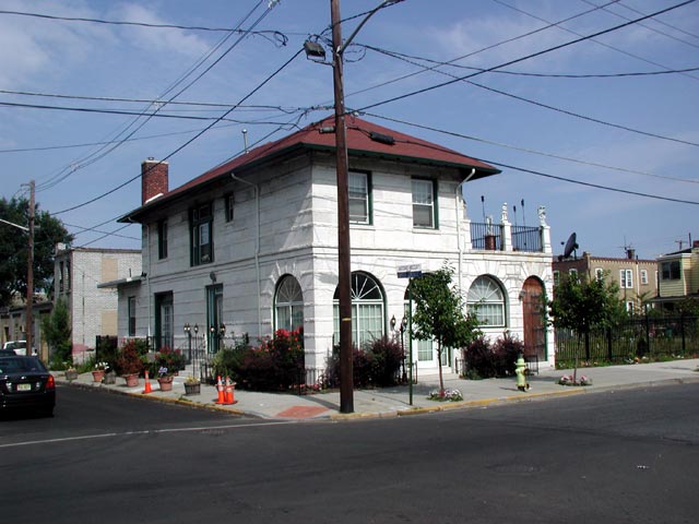 819 South 4th Street