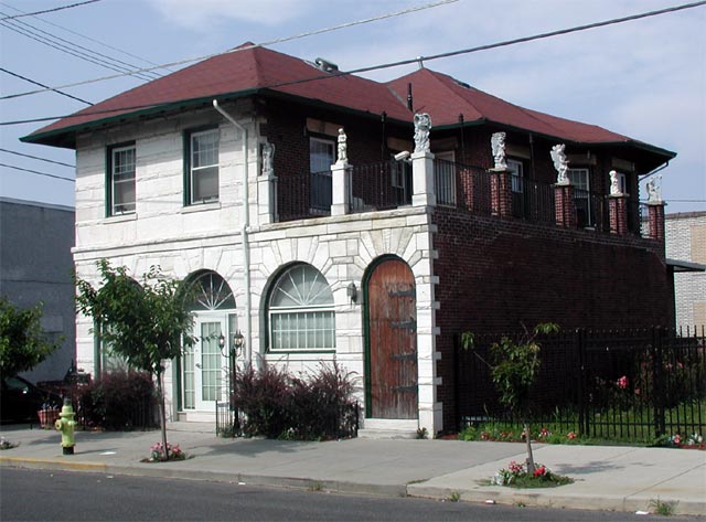 819 South 4th Street