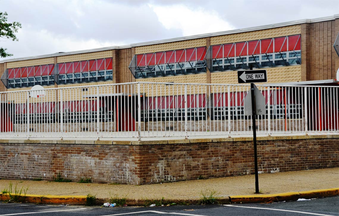 Northwest corner of Mount Vernon Street and South 5th Street, August 16, 2011