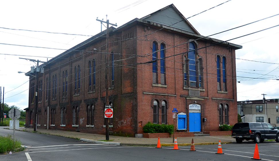 Southeast corner of Mount Vernon Street and South 5th Street, August 16, 2011